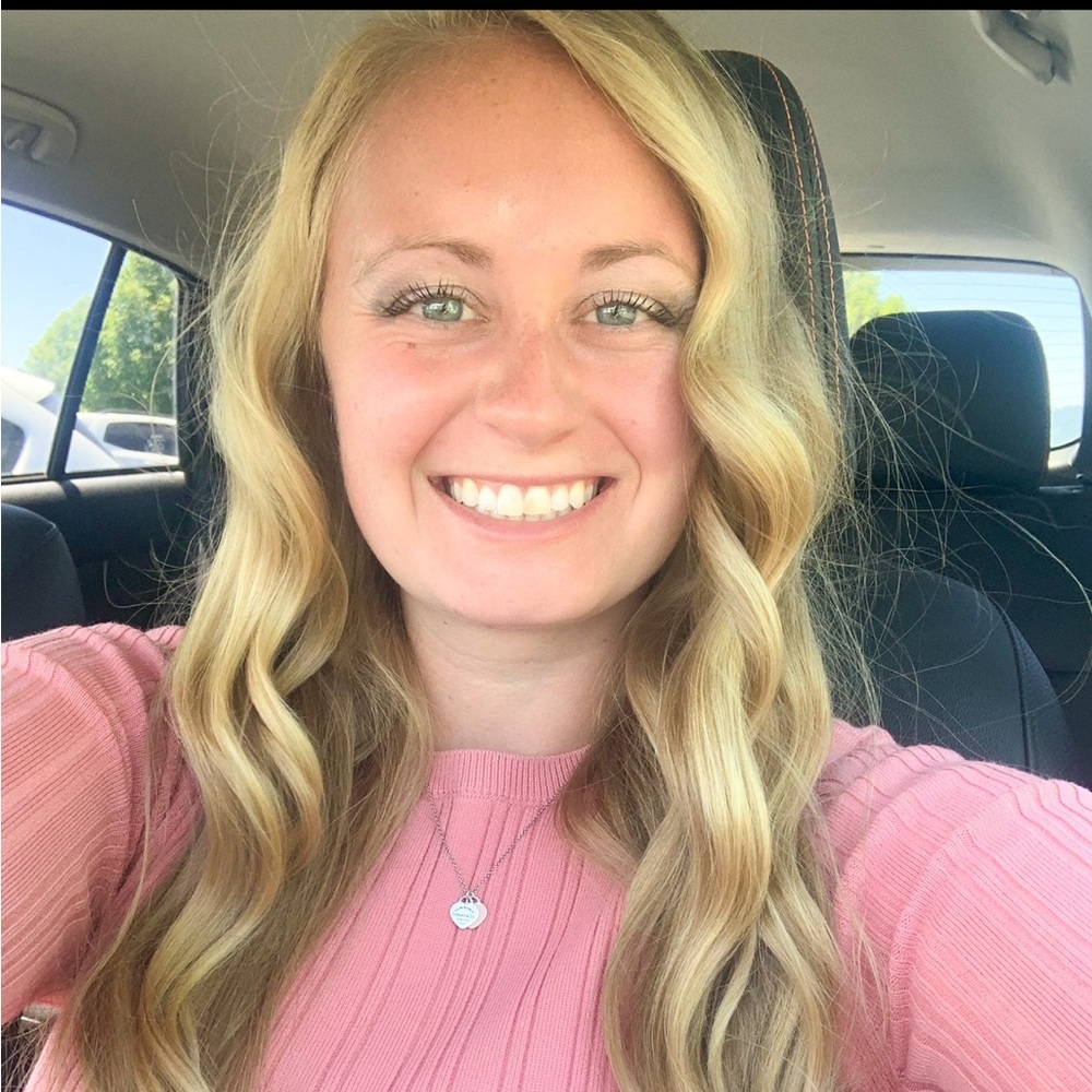 Meet your Posher, Mecayla